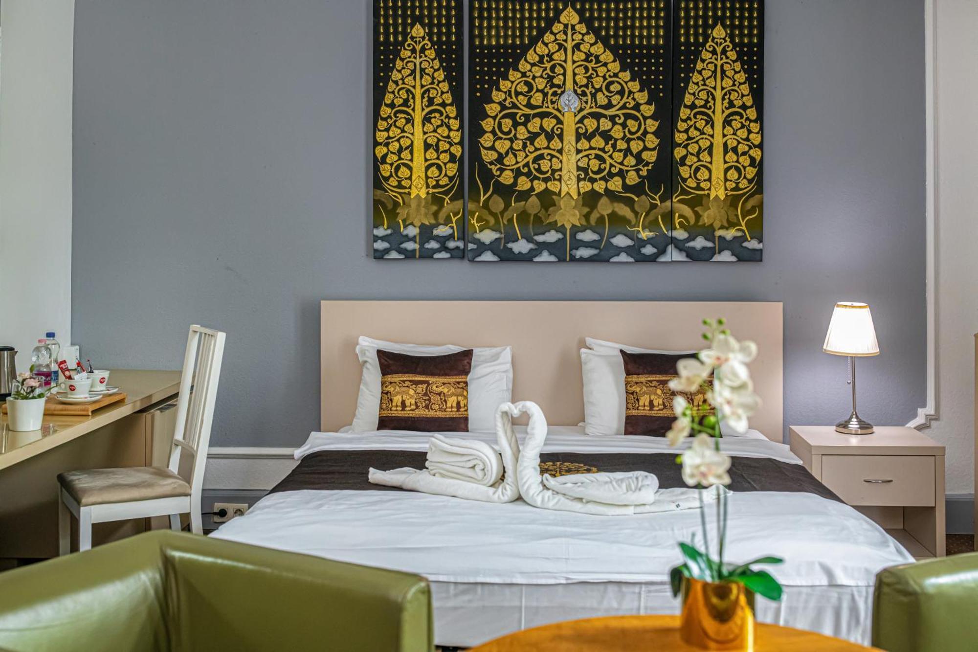 Andrassy Thai Hotel Будапеща Екстериор снимка