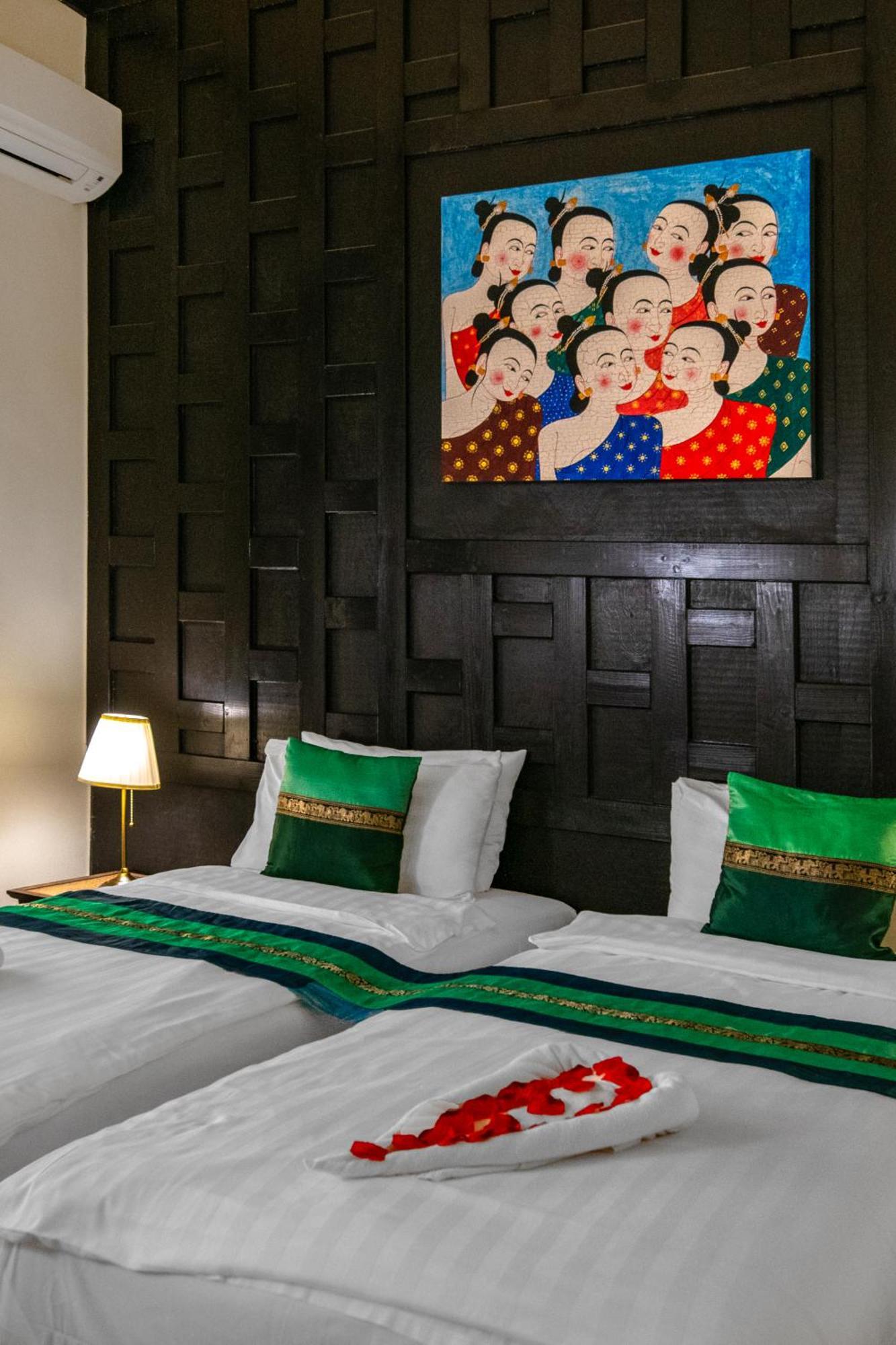 Andrassy Thai Hotel Будапеща Екстериор снимка