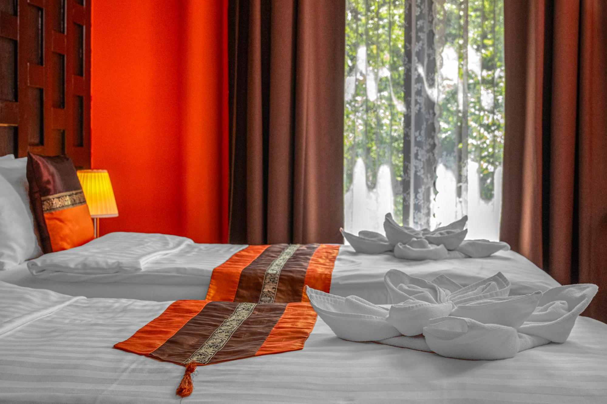 Andrassy Thai Hotel Будапеща Екстериор снимка