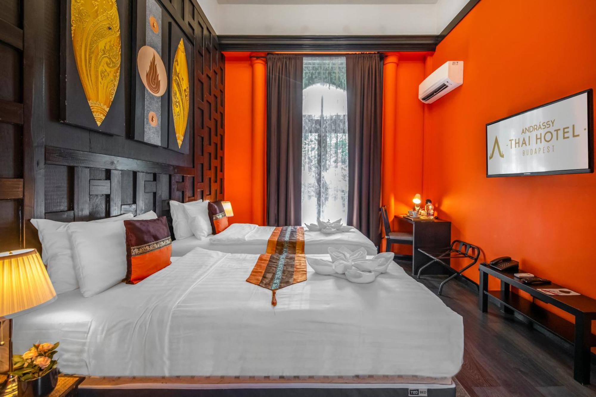 Andrassy Thai Hotel Будапеща Екстериор снимка