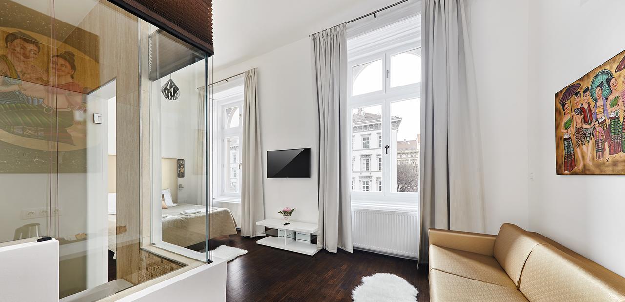 Andrassy Thai Hotel Будапеща Екстериор снимка